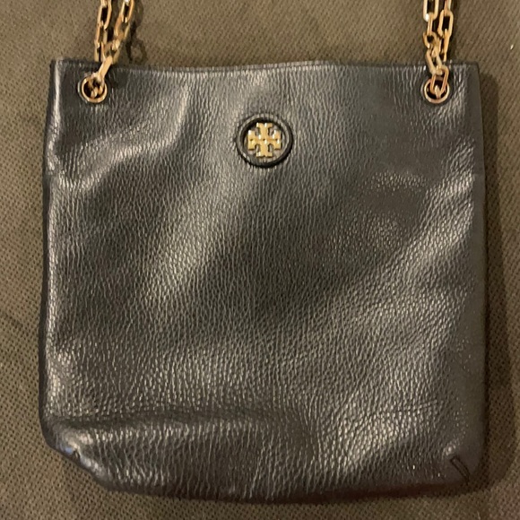 Tory Burch Handbags - Tory Burch Crossbody or shoulder bag